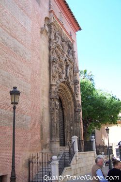 U vstupní brány katedrály – Malaga